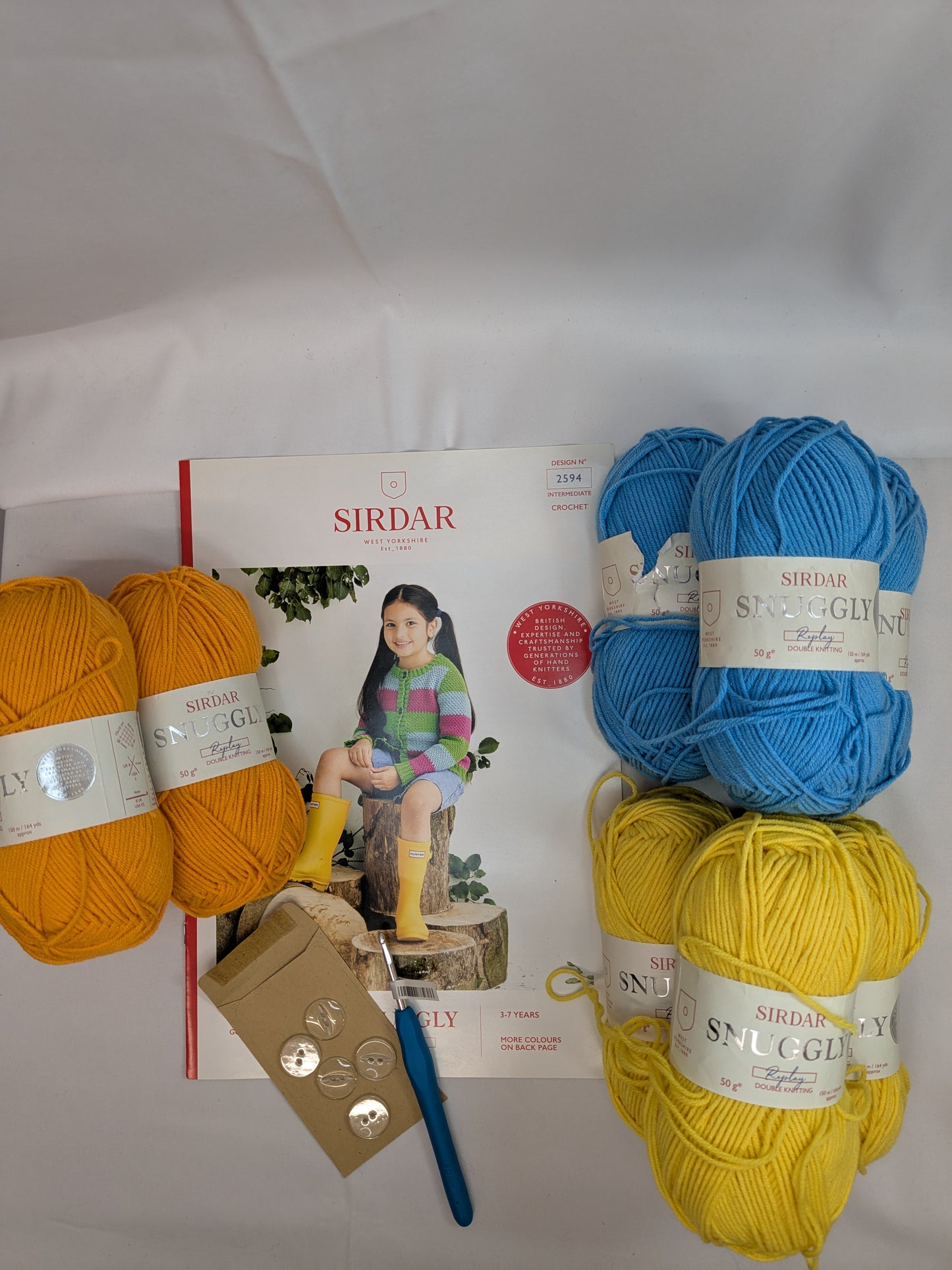 Replay Crochet Cardigan 3 to 7 years old.